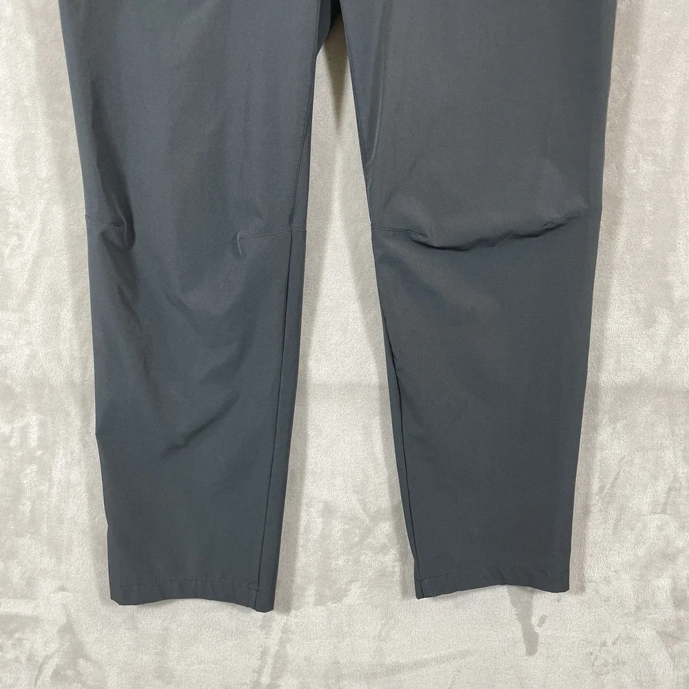 The North Face Mens Paramount Pants Asphalt Grey 36x32 NF0A7WZE FlashDry